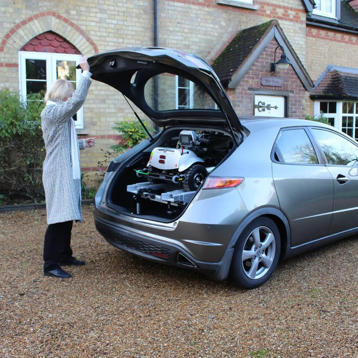 Quingo Flyte Mobility Scooter - The Self Loading Scooter with Ramp