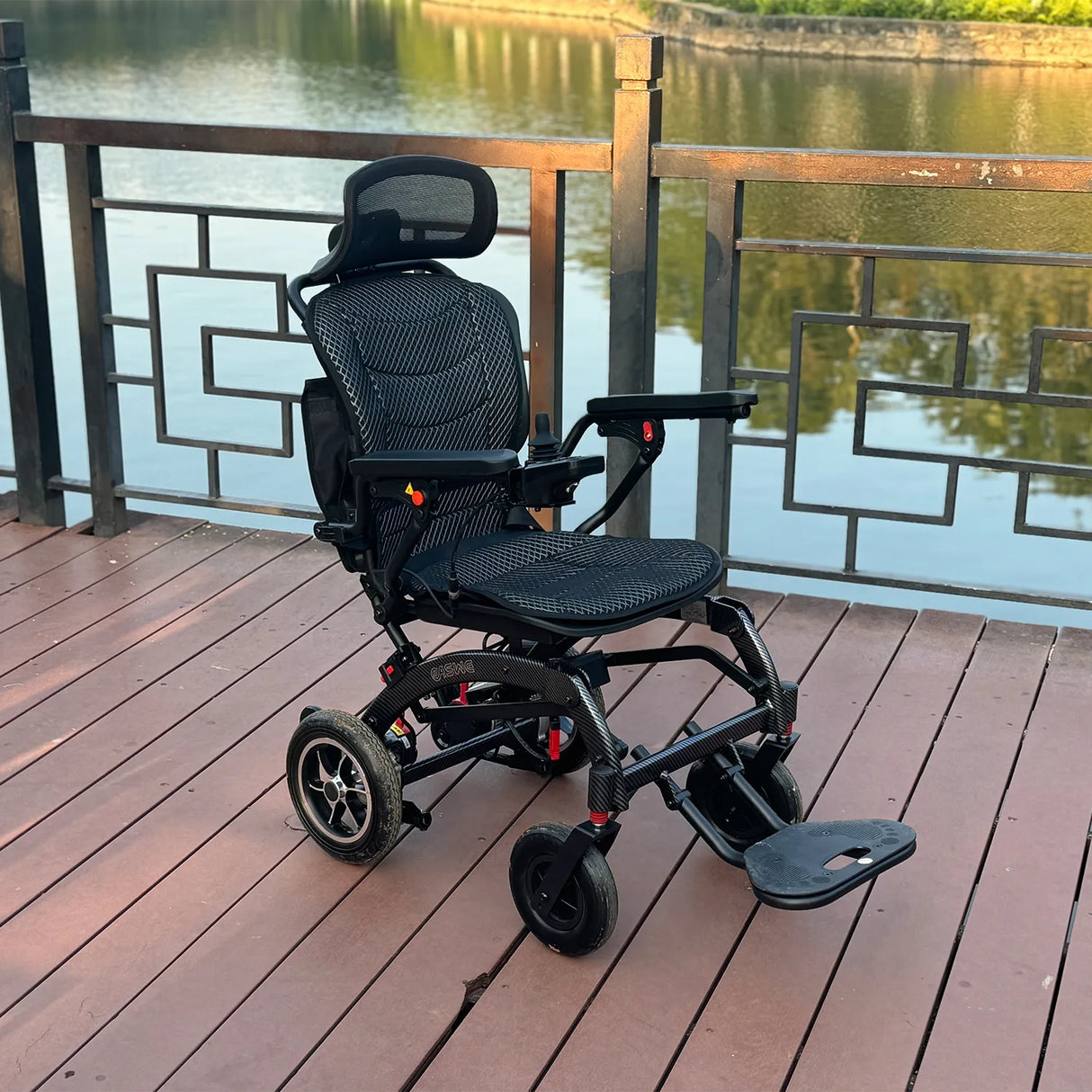 Easwe B10 Reclining Foldable Electric Wheelchair